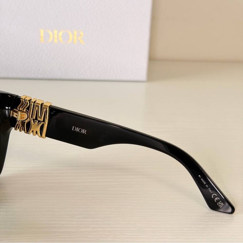 New! Dior Black and Gold Women's Sunglasses, MissDior S2F 10A0, Authentic - Picture 6 of 9